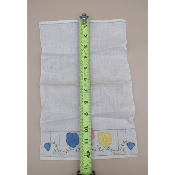 Vintage Hand Stitched Floral Linen Napkins Set Of 4 Flowers Handkerchiefs - Picture 10 of 10